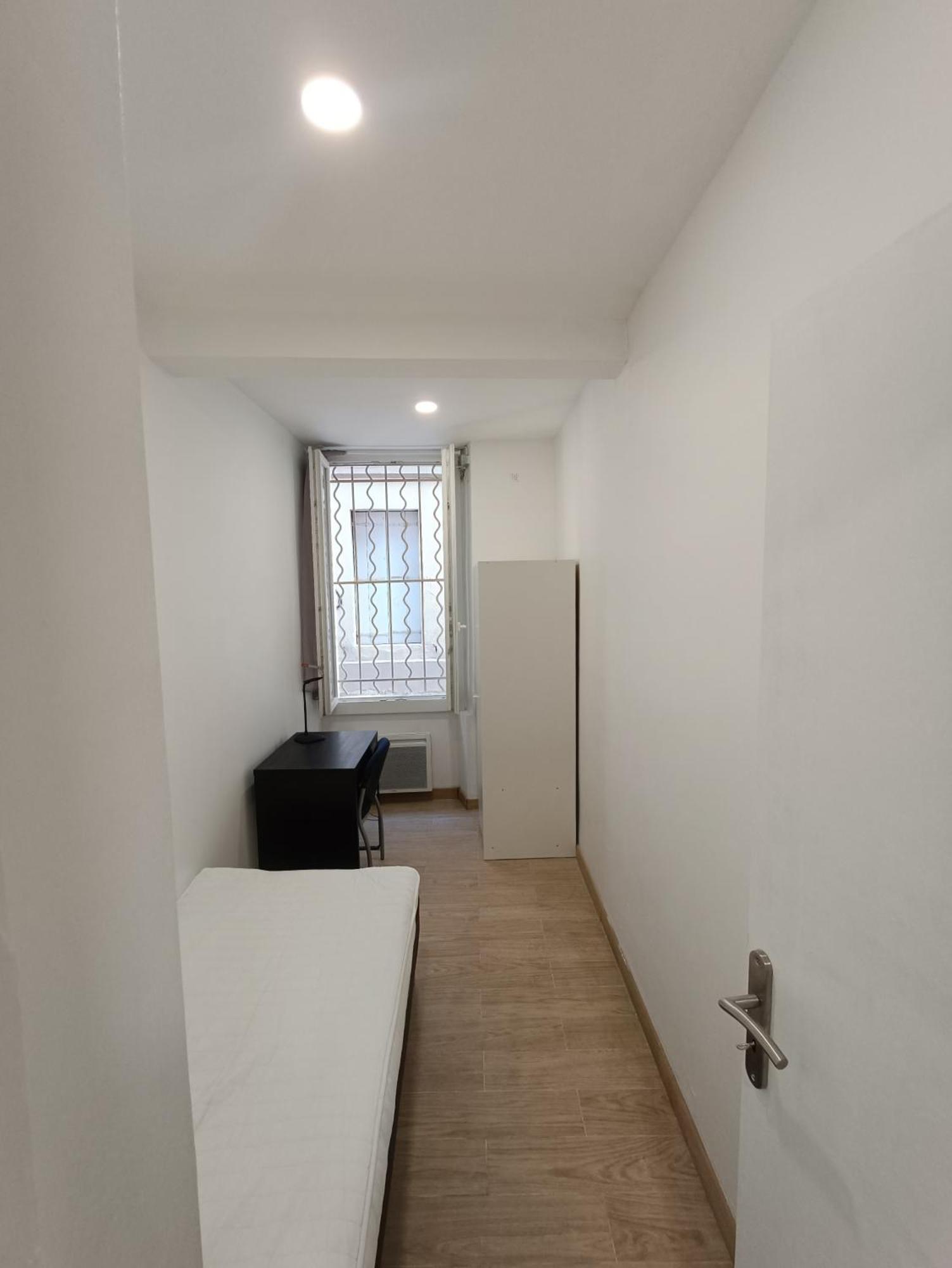 T3 Renove Avec Cour, Intra Muros Avignon Exterior foto
